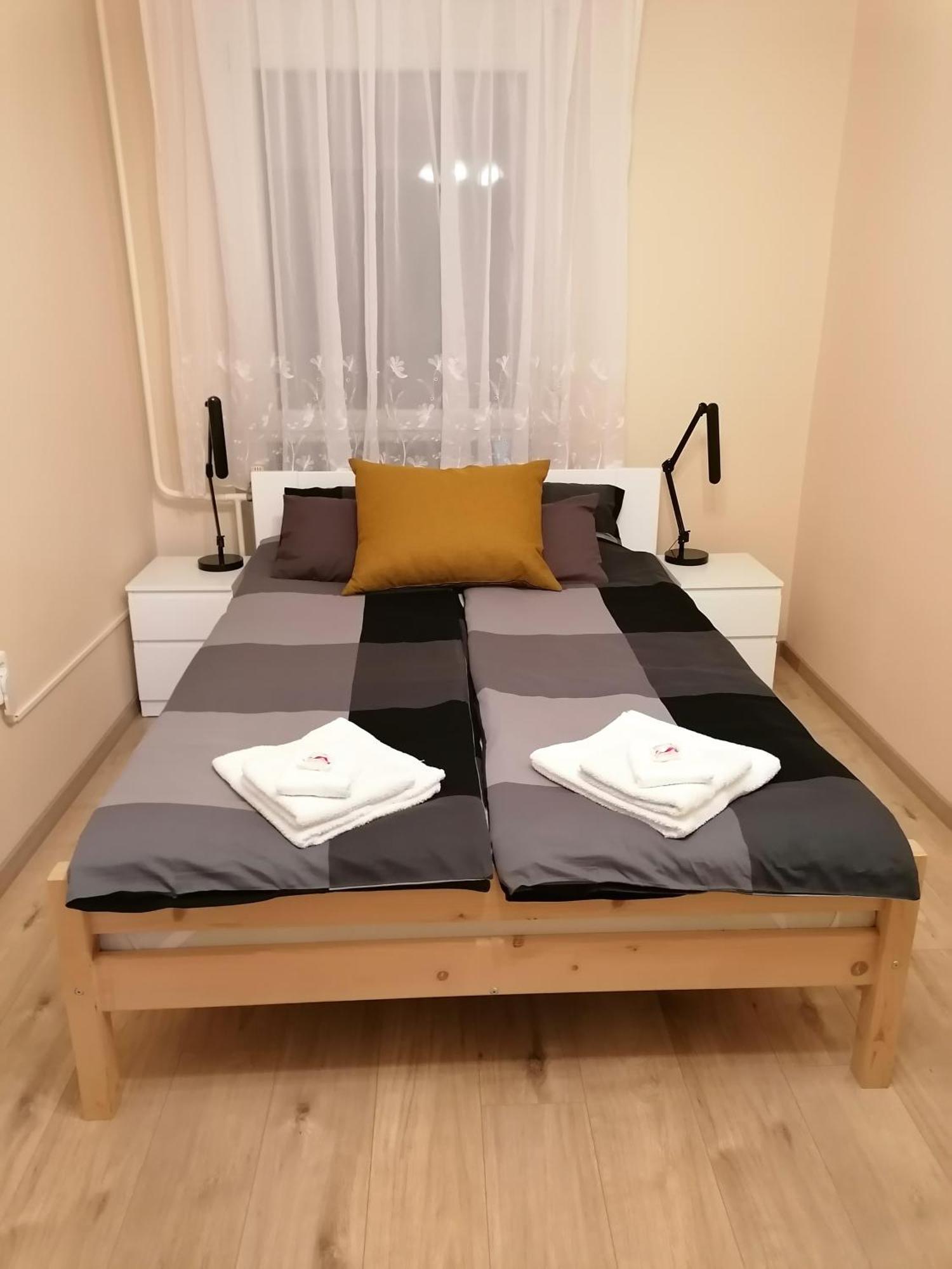 Central Park Apartman Szekszárd Extérieur photo