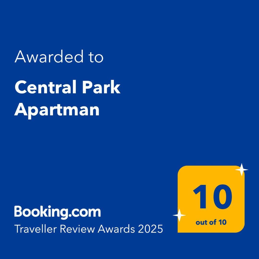 Central Park Apartman Szekszárd Extérieur photo